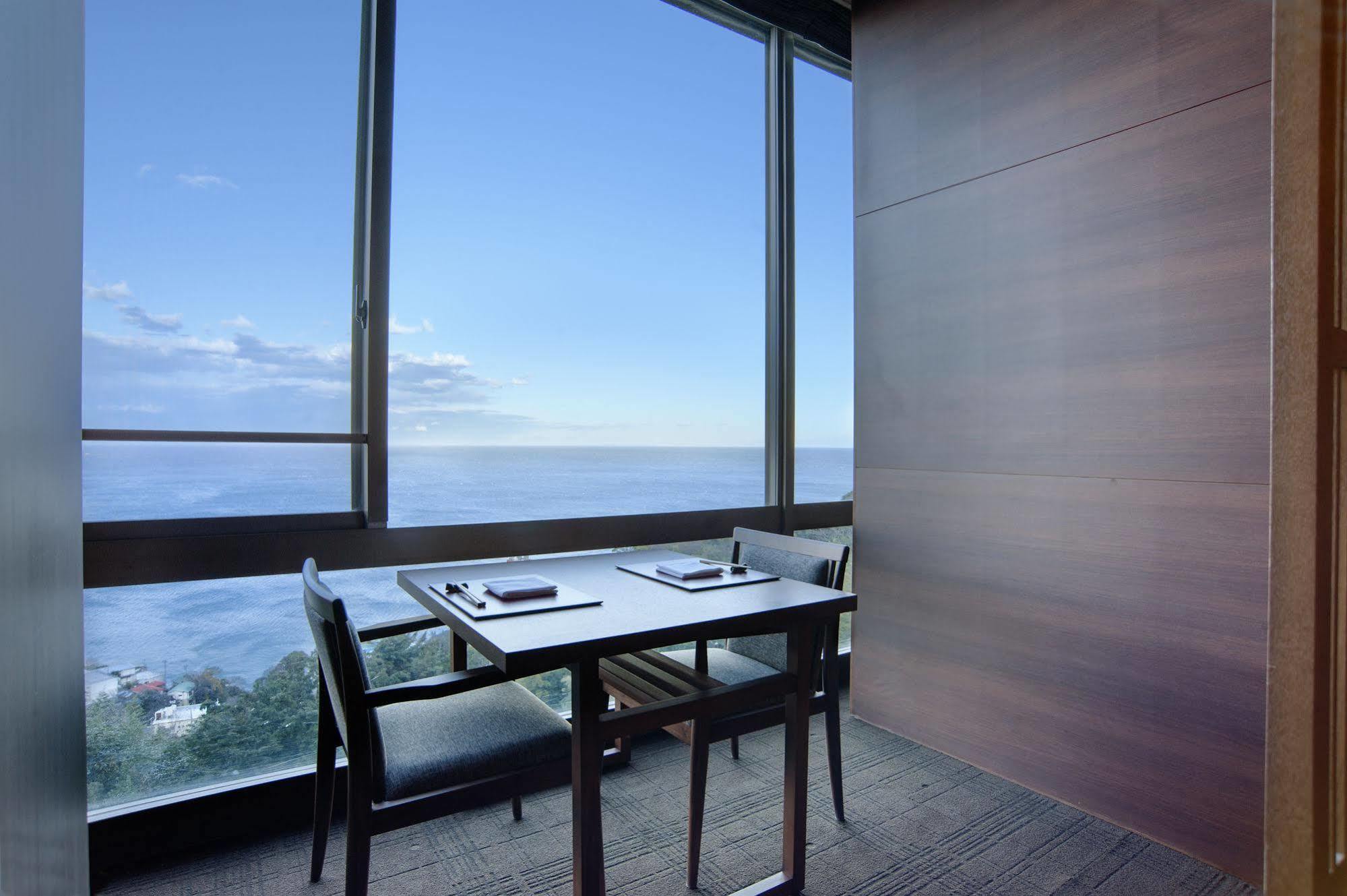 Atami Sekaie Hotel Buitenkant foto