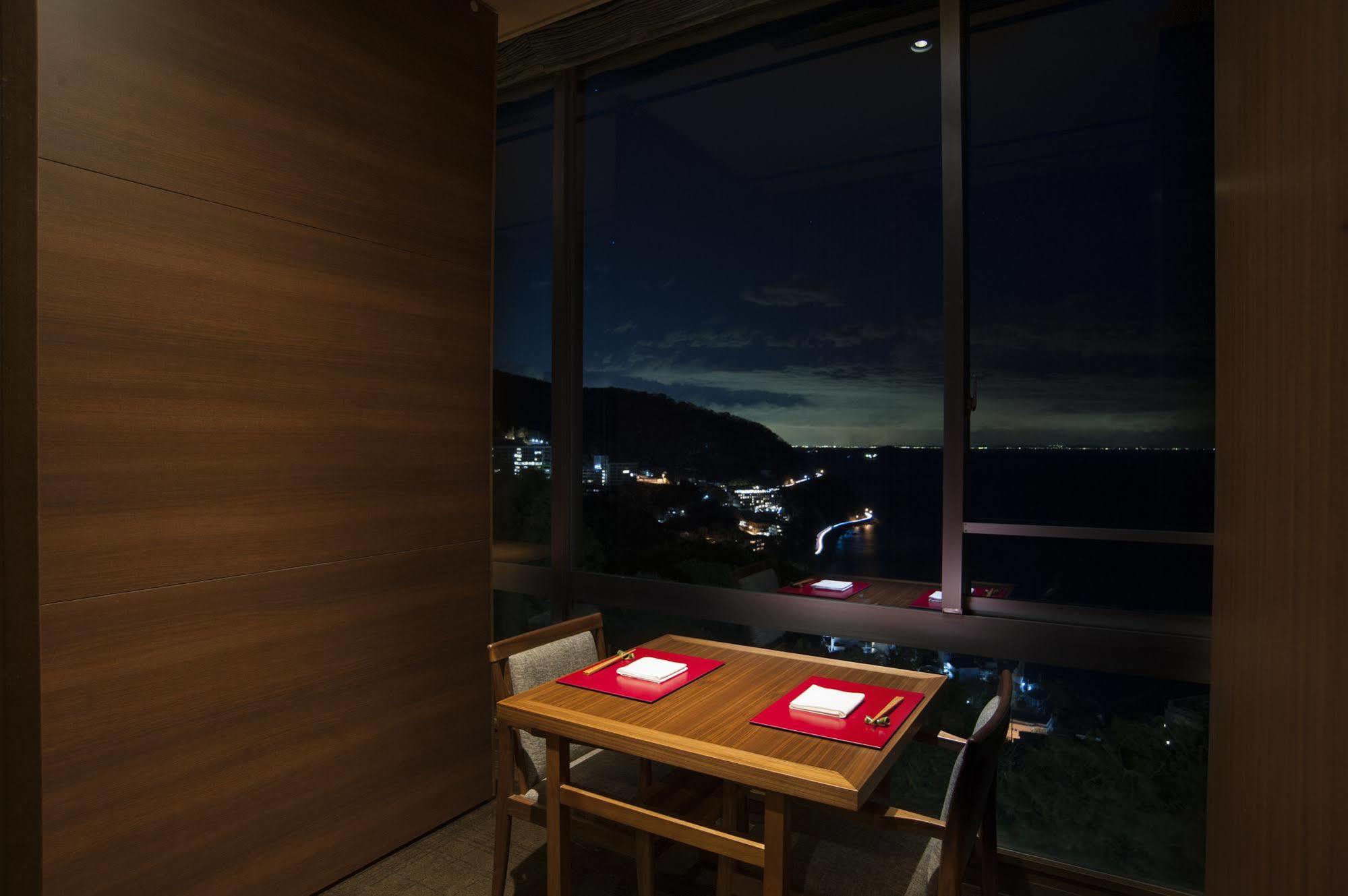 Atami Sekaie Hotel Buitenkant foto